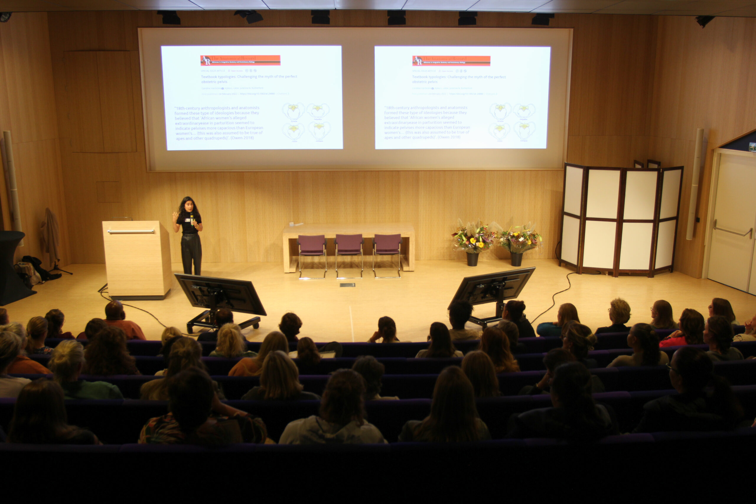 Samenwerken aan geboortezorg in Haagse regio. Reos dacht en organiseerde mee met het recente symposium Geboortezorg in de Haagse regio. Daar deelden interessante sprekers kennis en nieuwe invalshoekenhoeken met verloskundigen, gyneacologen, jeugdartsen en kinderartsen.