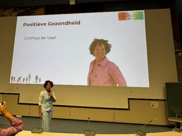 Tijdens het middagprogramma van het congres Kanker & Leven van afgelopen vrijdag werd de belangrijke rol van Positieve Gezondheid benadrukt. Oftewel, een brede blik op gezondheid die verder gaat dan alleen de afwezigheid van ziekte.